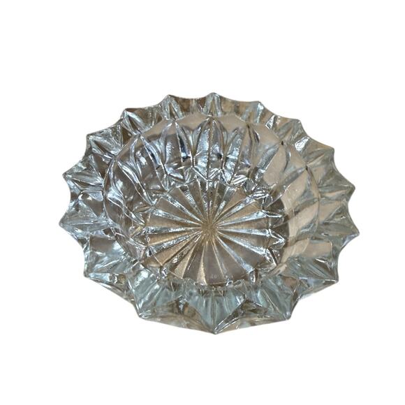 MCM Crystal Starburst Cut Cigar/Cigarette Ashtray/Trinket Dish 4.5" x 1.5" - Picture 1 of 2